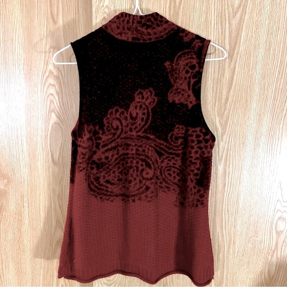 Coldwater Creek Wool Knit Blend Paisley Red/ Black Full Zip Sweater Vest - Picture 3 of 5